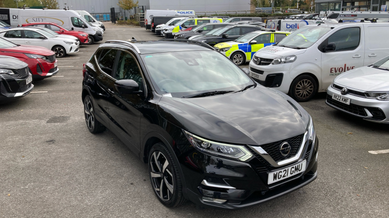 Nissan Qashqai 1.3 DiG-T N-Motion 5dr Petrol Hatchback